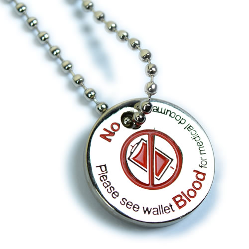 METAL NO BLOOD PENDANT 